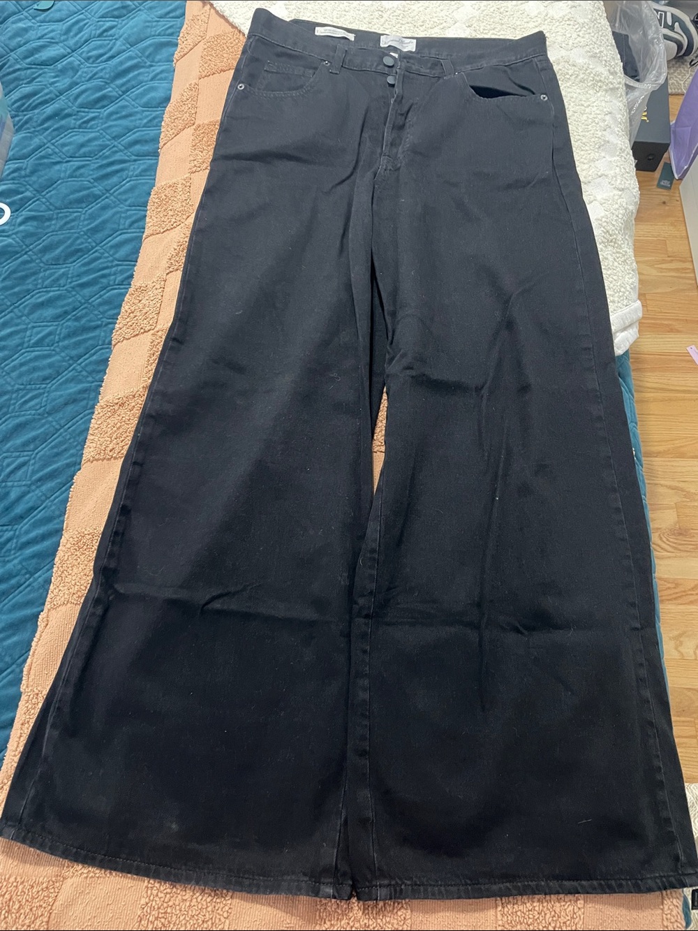 Universal Thread Black Wide-Leg Women's Jeans